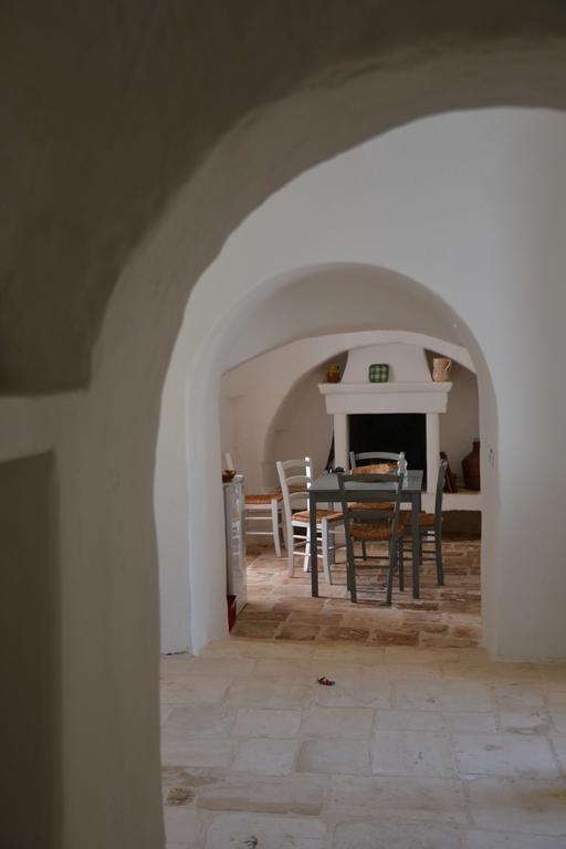 Trullo Piccola Contrada Pensionat Locorotondo Eksteriør billede